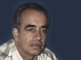 El poeta Marco Aguilar en 2000, en la entrevista acerca de Jorge Debravo. Foto: Luko Hilje