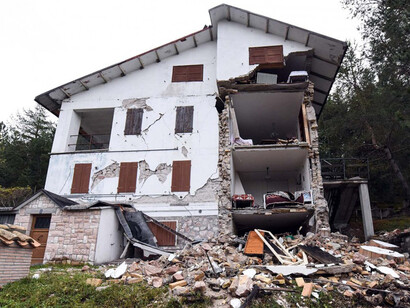Una casa distrutta a Frontignanao
