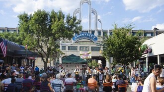 Mariachi Flor de Toloache, Photo by Michael Rapp