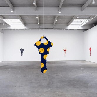 Nate Lowman, Hanging out, exhibition view. Courtesy of David Zwirner Gallery