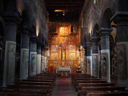 Chiesa di Santa Maria del Regno, Ardara, Sardegna, Italia. Navata centrale