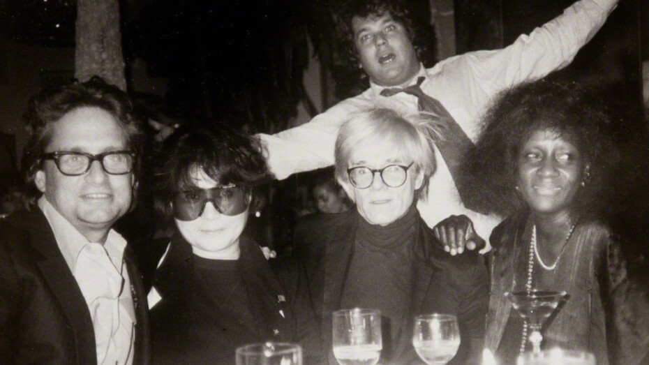 Famous for Fifteen Minutes. Courtesy of Hedges Projects