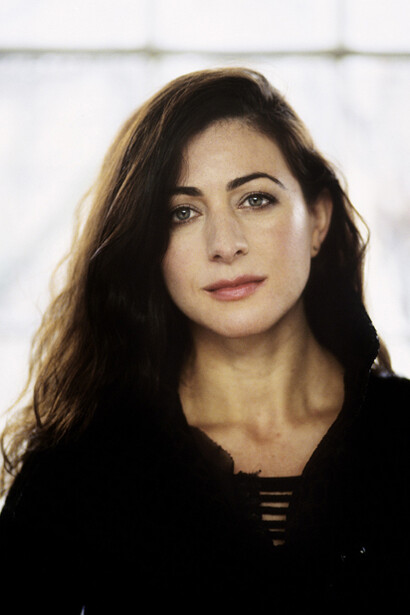 Natalie Clein, Photo by Sussie Ahlburg 