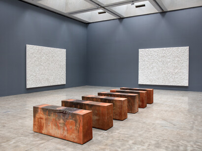 Bosco Sodi, Installation view at Kasmin, London, 2020 © Kasmin/The artist