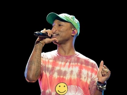 Pharrel Williams en el festival Global Citizen en Hamburgo