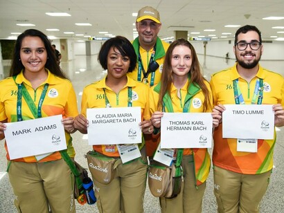 Grupo de voluntários no Rio 2016