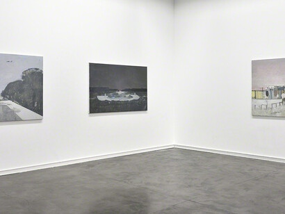 Tirana-Versailles, Exhibition view. Courtesy of Galerie Mitterrand
