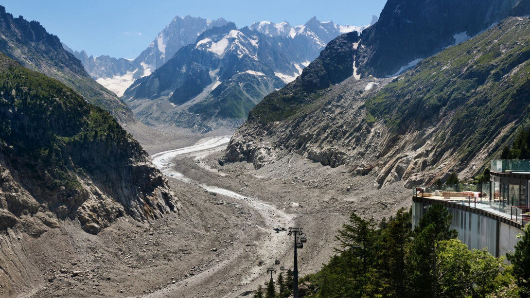 Jürgen Merz, Glaciers out of balance. Courtesy of Naturhistorisches Museum Wien