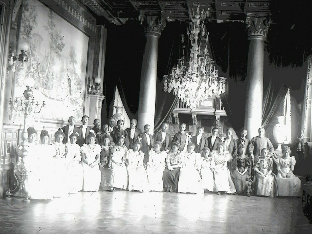 Joël Andrianomearisoa: Last Year in Antananarivo, Exhibition view. Courtesy of Tyburn Gallery