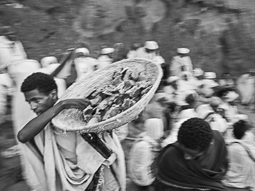 Etiopia, Lalibela, 2020. Pellegrini del Natale nella città santa durante le celebrazioni del Genna o Natale copto. Foto di Stefano Torrione, gentilmente concesse