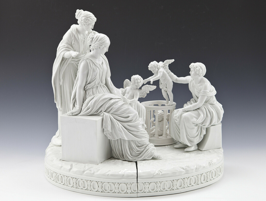 Manifattura di Meissen (Christian Gottfried Juchtzer),
Venditrice di Amorini,
1785. Biscuit,
Meissen, Staatliche Porzellan-Manufaktur
