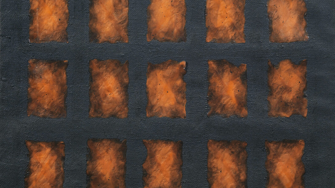 Turi Simeti, Collage di buste, 1961, Collage sur toile, 85 x 100 cm, Courtesy Tornabuoni Art