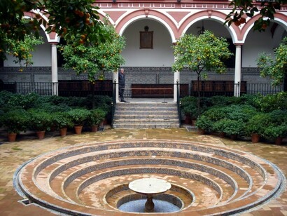 Sevilla. Patio del Hospital de los Venerables