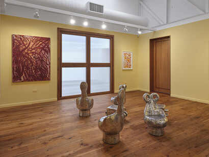 Various artists, En este momento, exhibition view. Courtesy of Anthony Meier