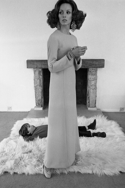 Fashion Pure and Simple, British Vogue, February 1968  © Norman Parkinson Ltd