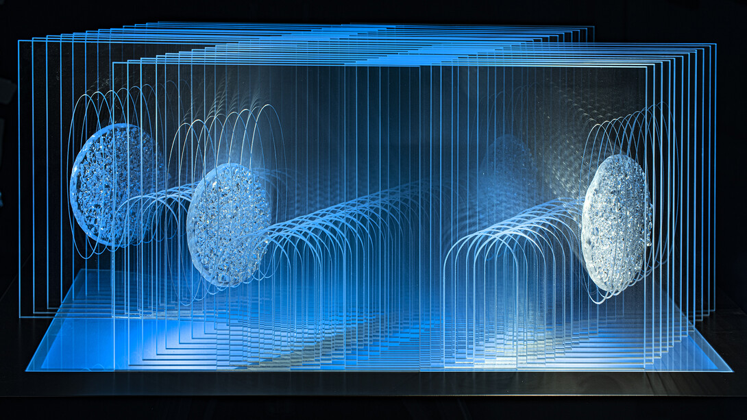 Olesya Kot, Transparent world, exhibition sculpture. Courtesy of Erarta Museum