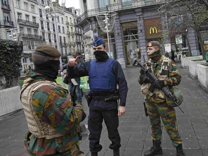 Bruselas. Vigilancia militar en las calles