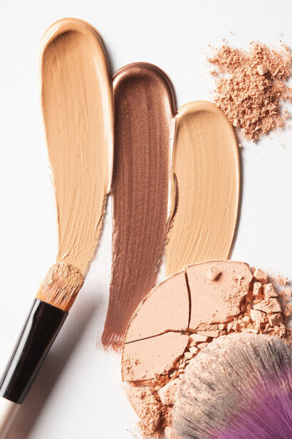 Aerial view of diverse makeup textures reflecting current beauty trends