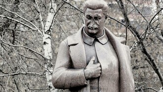 La estatua de Stalin en el Parque Muzeón de Moscú