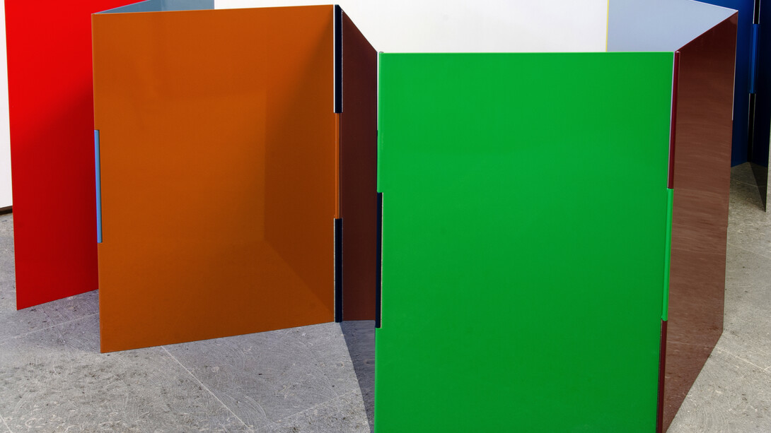 Bernard Voïta, Le jardin d‘Omar II, 2014, Thermo lacquered Stell, Dimension Variable, max. 80 x 600 cm, copyright the artist and courtesy of Galerie Bob van Orsouw Gmbh, Zurich