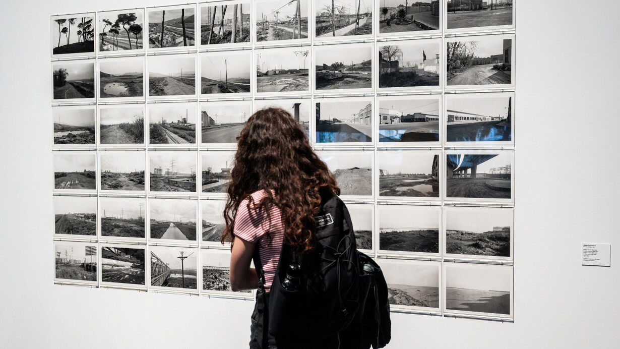 Various artists, Unknown city beneath the mist, exhibition view. Courtesy of Museu d’Art Contemporani de Barcelona