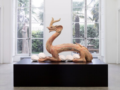 Xu Zhen, Exhibition view. Courtesy of Perrotin Paris