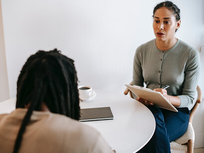 Psychanalyse. Hors du champ du soin, elle offre une connaissance de soi quand, en complémentarité avec d’autres disciplines
