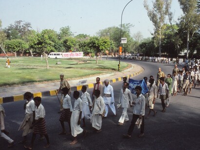 Narmada movement activists in New Delhi, demanding cancellation of project @ Ashish Kothari