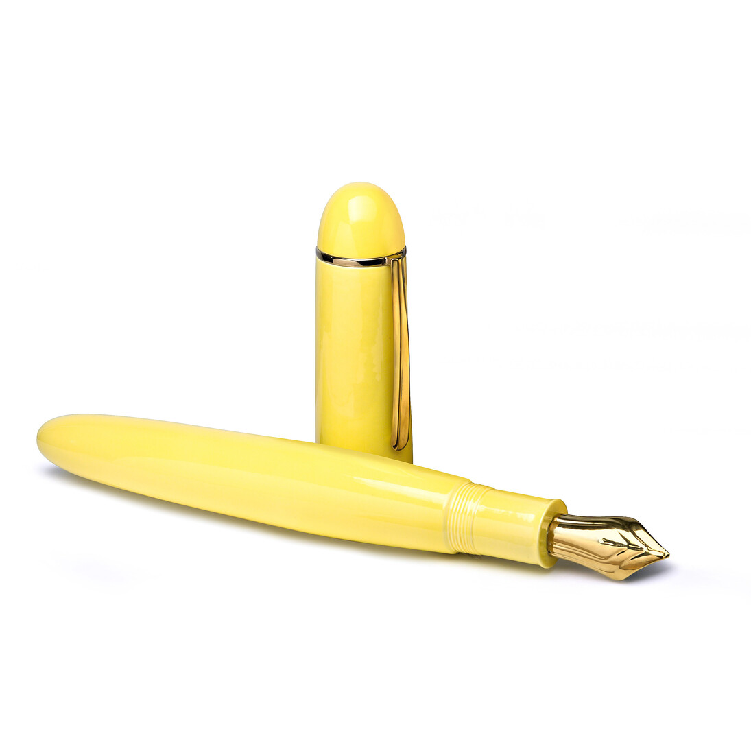 Giorgio Laveri, Stylo, 2014, ceramica smaltata con interventi al terzo fuoco, 64 cm