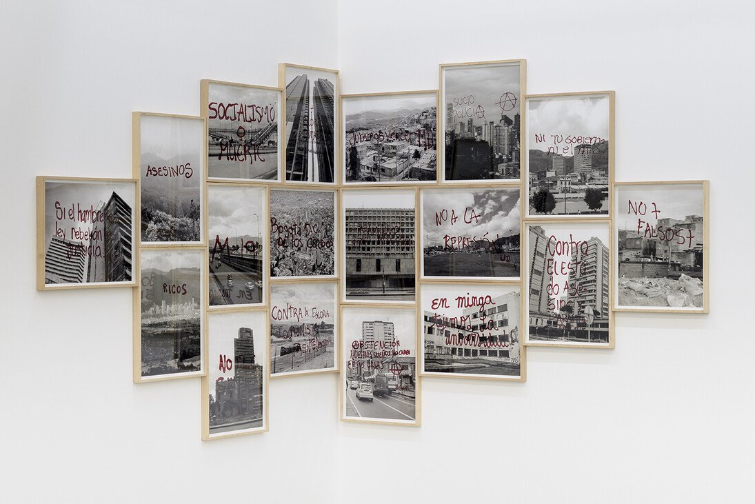 Tercerunquinto. Gráfica reportes de condición, 2010. Series of 18 silkscreens on photo print on cotton paper. Courtesy of the artist and Proyectosmonclova. Photo: Moritz Bernoully