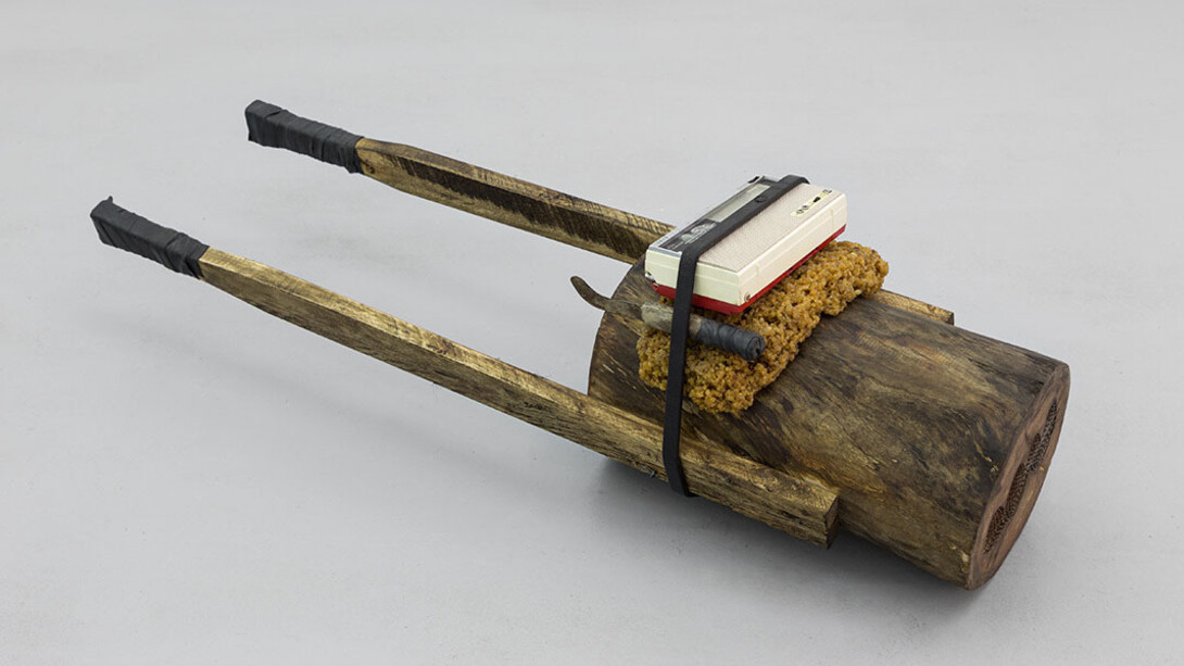 The Unbalanced Land. Courtesy of Galeria Madragoa