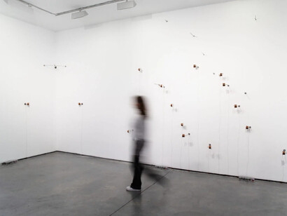 Alba Triana, La vida de lo no vivo, vista de exhibición. Cortesía de Galería Max Estrella