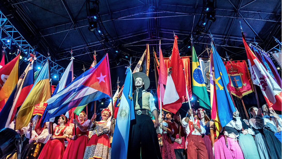 Apertura de la Feria de las Colectividades 2023 en la ciudad de Rosario, Argentina