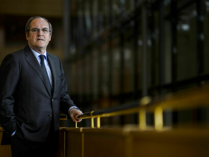 El PP rechazó en su momento el excelente proyecto de ley elaborado por el ministro Ángel Gabilondo para luego, ya con el malhadado poder absoluto, pasar por el “rodillo” parlamentario una ley tendenciosa y retrógrada