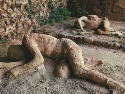 Calchi delle vittime di Pompei