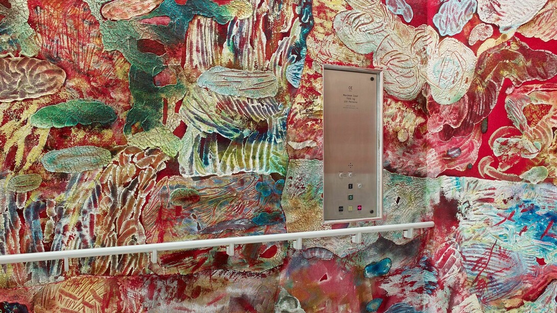 Installation view of Samara Scott, Old Lake, 2017 at Entangled: Threads & Making, Turner Contemporary. Courtesy Turner Contemporary. Photo: Stephen White
