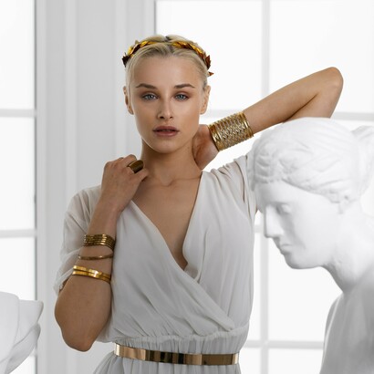 Classical costumes relied on fabric arrangement rather than tailoring to create form