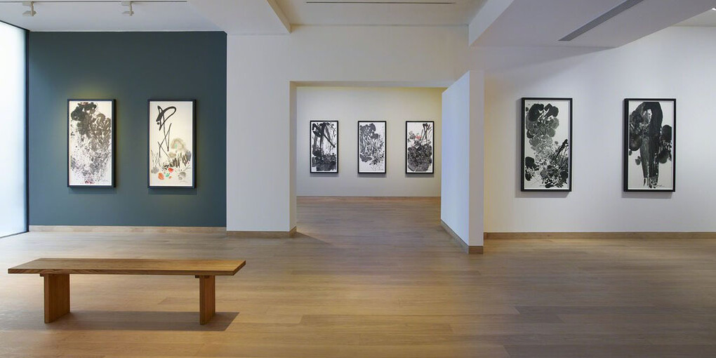 Chu Teh-Chun, Exhibition view. Courtesy of Waddington Custot