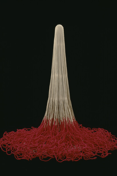 Claire Zeisler, Coil series III. A celebration, 1978. Courtesy of SAAM