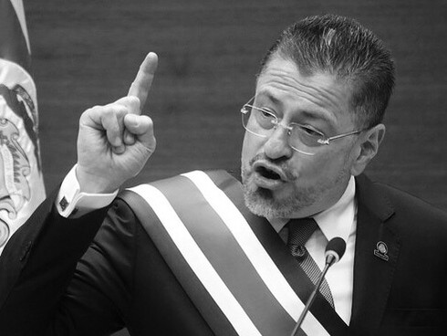 Rodrigo Cháves es percibido como un peligroso continuista político gubernativo