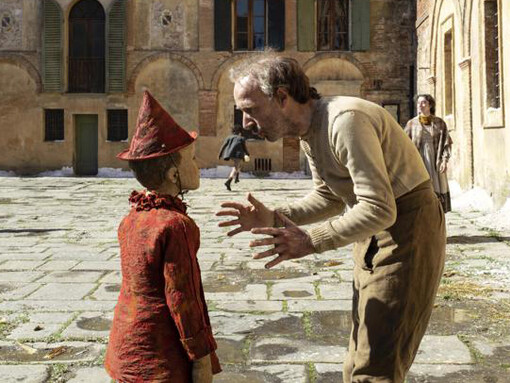 “Geppetto” è un diminutivo di Giuseppe, e come Giuseppe è un falegname: da qui una lettura cristologica