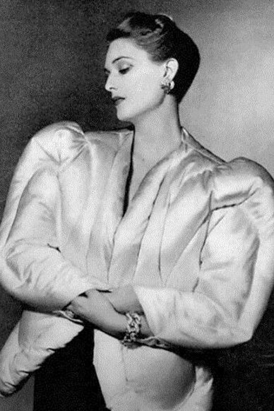 La celebre "Evening jacket" di Charles James