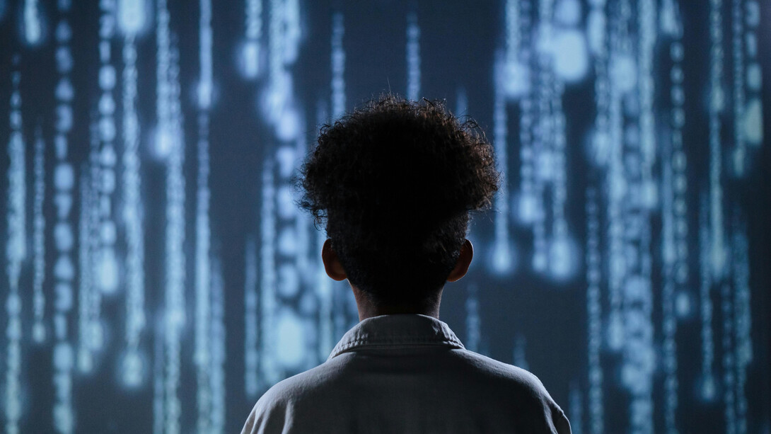 La cantidad de datos personales que entregamos en internet y redes sociales es mucho mayor de lo que solemos imaginar, y sus implicancias son profundas