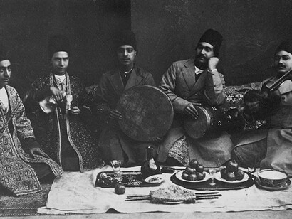 Shades of Elegance. Courtesy of Museum Rietberg