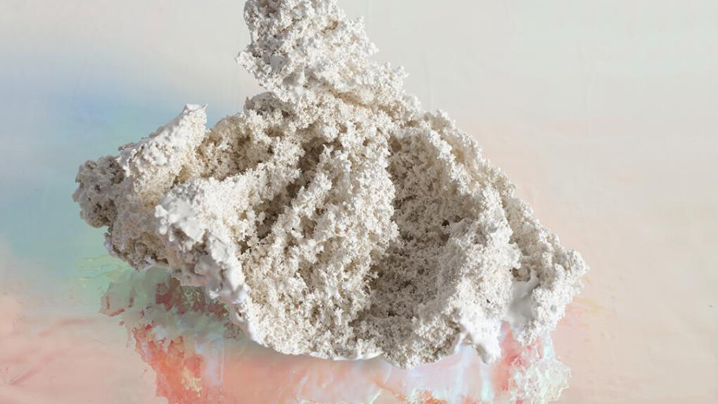 A futura memoria 2, jesmonite, 15x21x12 cm. Courtesy the artist and Alberto Peola, Turin.