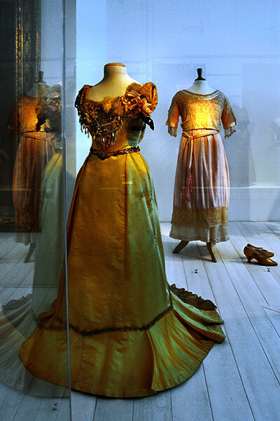 Fashion, Music, Art and Theatre. Courtesy of Historische Museen Hamburg