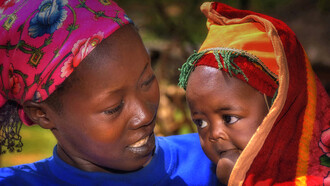 Etiopia – Donna Borana con bambino