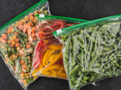 Eco-conscious choices by utilizing reusable silicone bags, perfect for keeping foods fresh and minimizing waste
