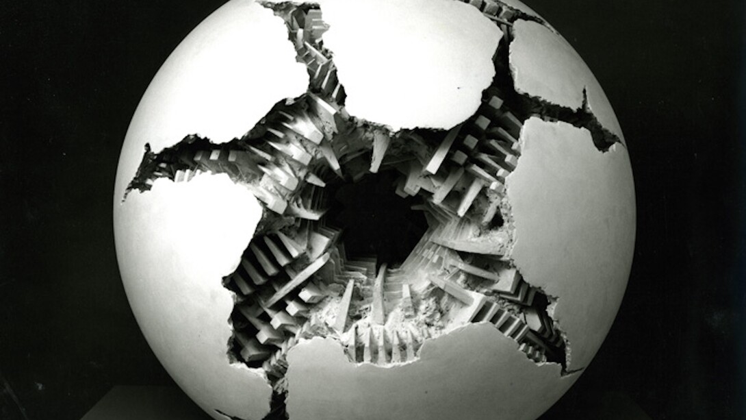Arnaldo Pomodoro, A Hundredth of a Second, Exhibition view. Courtesy of Fondazione Marconi