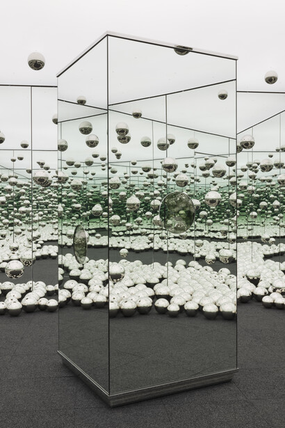 Yayoi Kusama, Infinity Mirrored Room - Let's Survive Forever, 2017, detail. Image © Yayoi Kusama, Festival of Life. Courtesy of David Zwirner, New York; Ota Fine Arts, Tokyo/Singapore/Shanghai; Victoria Miro, London; Yayoi Kusama Inc.